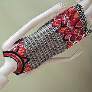 Sandra Darren Sleeveless Mesh Netted Scoop Neckline Geometric Tribal Print Dress